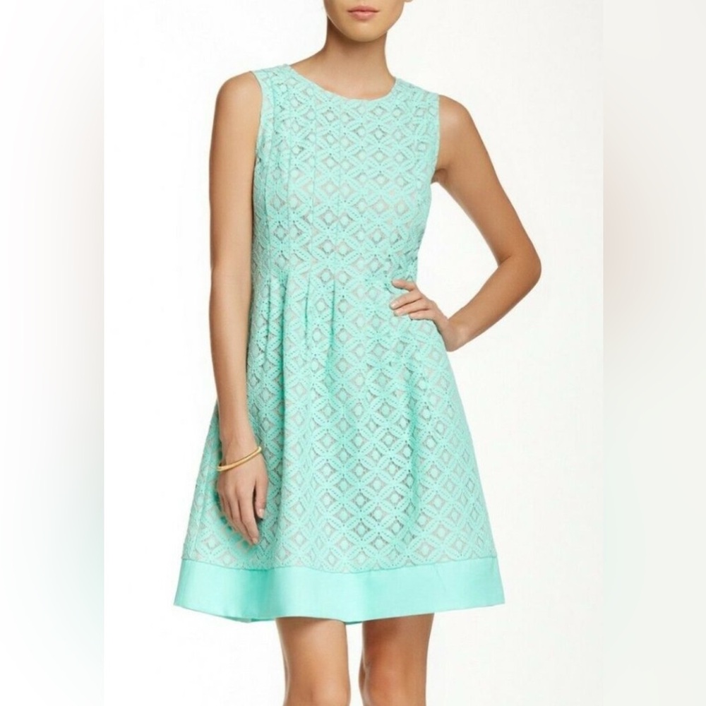 Eliza J Women’s‎ Lace Fit & Flare Minty Sleeveless Dress Size 8